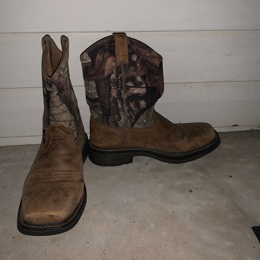Ariat youth boots